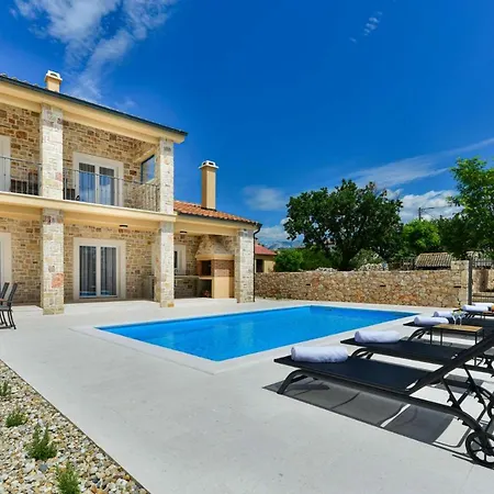 Luxury Stone Villa Banovi 别墅 *