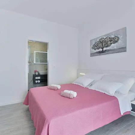 Luxury Stone Villa Banovi 别墅